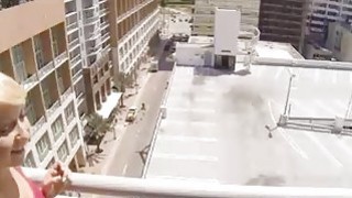 黑丝高跟美女 我知道你在搞黄播 看破不说破我跳舞看那边配合你 本来玩的挺开心被人利用了 妹子操完在说破小哥哥很尴尬